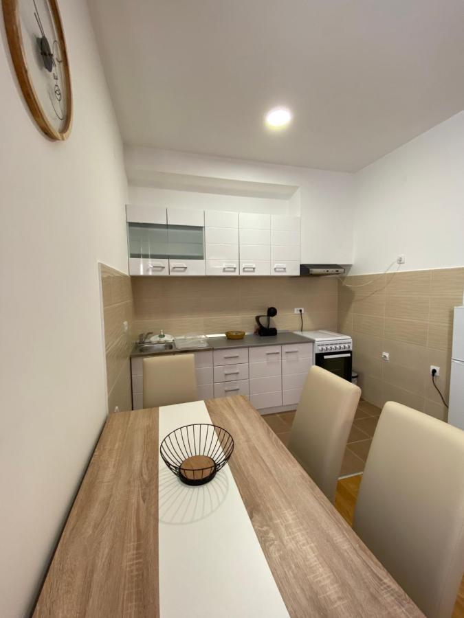 Apartman A&M Τίβατ Εξωτερικό φωτογραφία